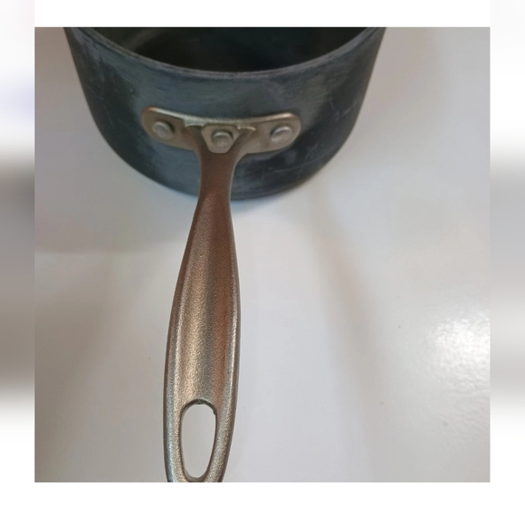 Calphalon Anodized Aluminum cookware 8703 1/2 3.5 Quarts Vintage Heavy - Picture 3 of 8